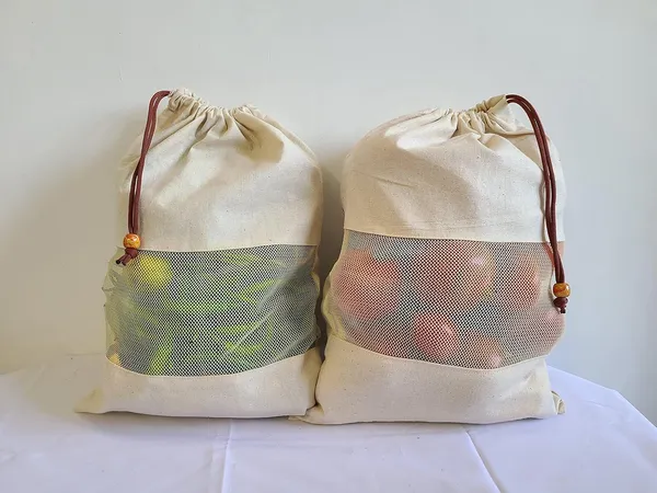 Cotton_Muslin_Fridge_Storage_Bags_for_Vegetables_and_Fruits_Kitchen_|_Washable,_Reusable,_Multipurpose_Storage_and_Straining_bags