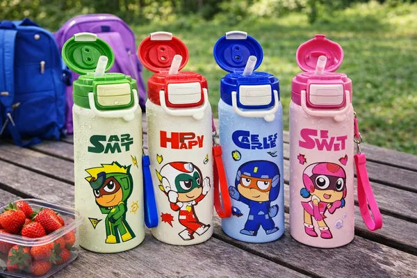 Happy_Kids_Bottle_-_Red
