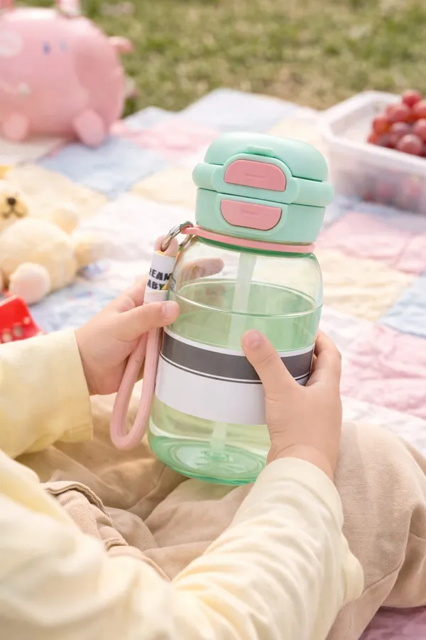 Premium_Kids_Dual_Sipper_Water_Bottle_680Ml_–_Sea_Green