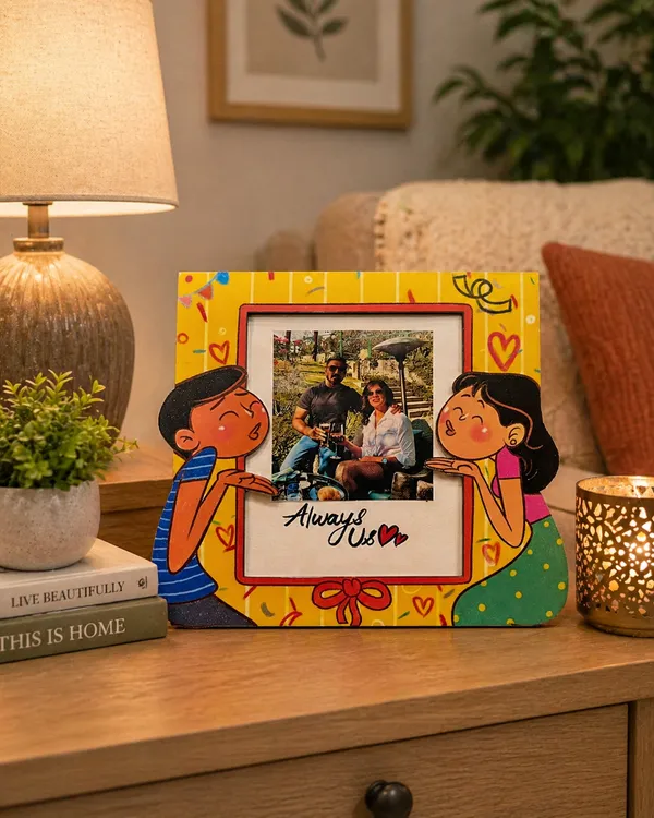 Wooden_Family_Kiss_Themed_Photo_Frame_|_For_Home_Decor_&_Pet_Lovers_|_7.5_X_8_Inch