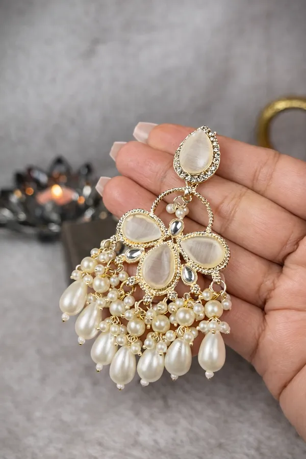 Stone_&_Pearl_Long_Earrings