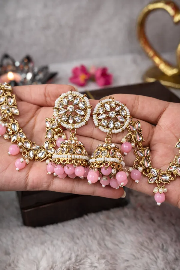 Gold_And_Kundan_Jhumka_Earrings_With_Ear_Chain_For_Women