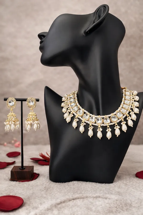 Elegant_Pearl_Choker_Necklace_Set_with_Matching_Earrings_&_Maang_Tikka