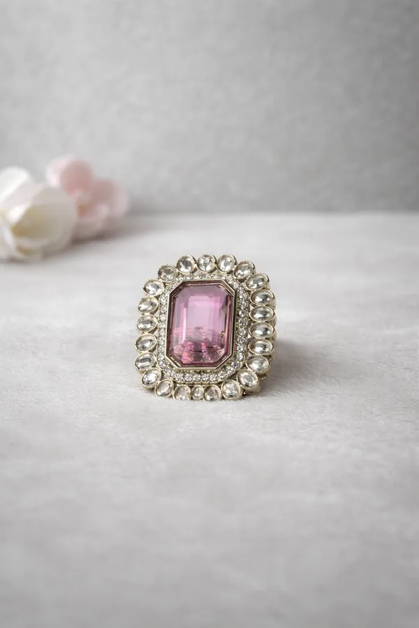 Emerald_Cut_Statement_Ring