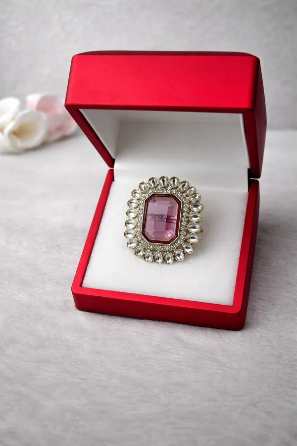 Emerald_Cut_Statement_Ring