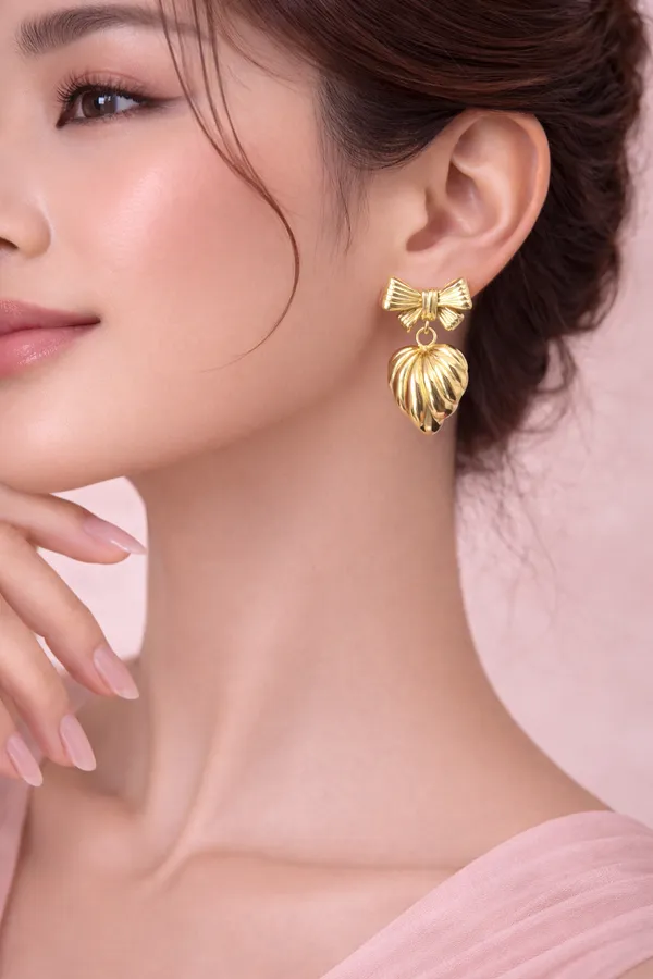 Golden_Muse