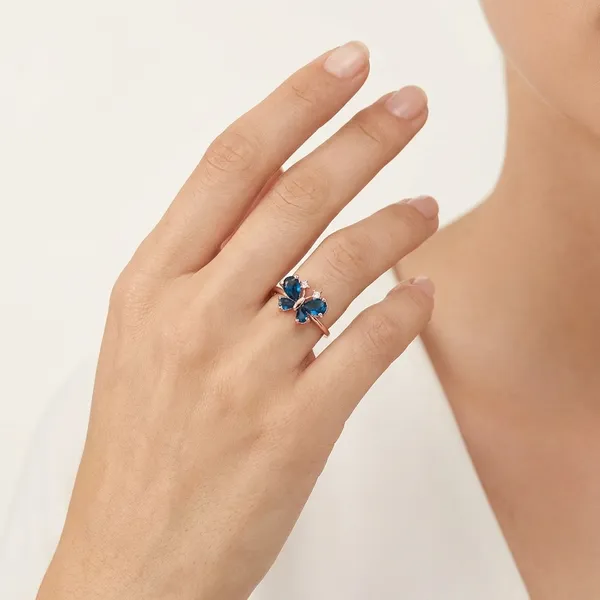 Royal_Crystal_Butterfly_Ring_For_Women