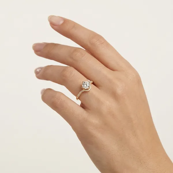 Golden_Crown_Ring_For_Women