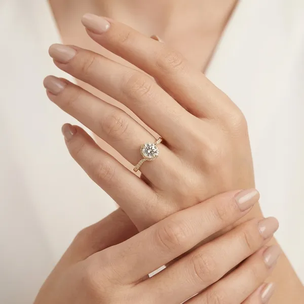 Radiance_Crown_Ring_For_Women