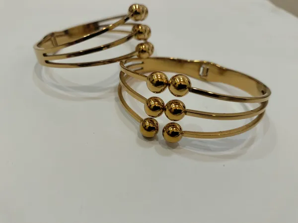 Golden_Bead_Open_Bangles_For_Women