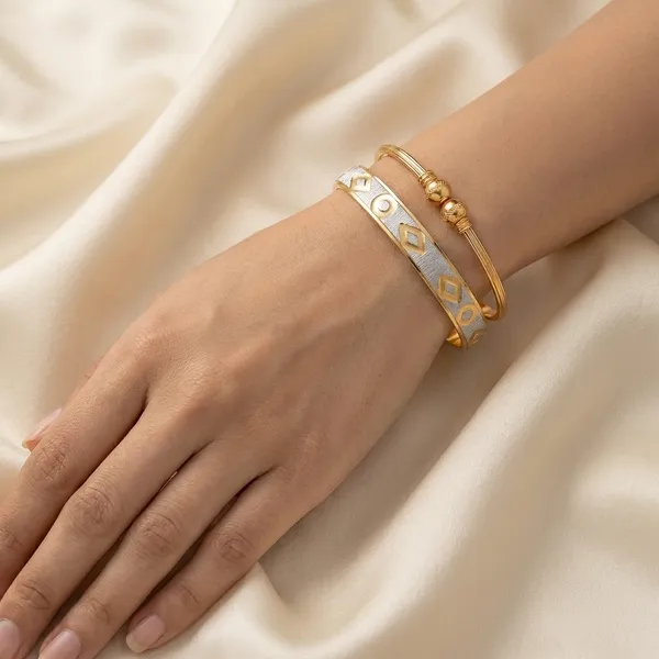 Auraelin_Luxe_Cuffs_For_Women