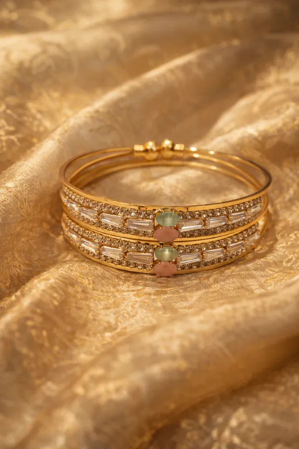 Emerald_Elegance_Bangles_For_Women