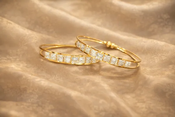 Mikudi_Diamond_Bangle_For_Women