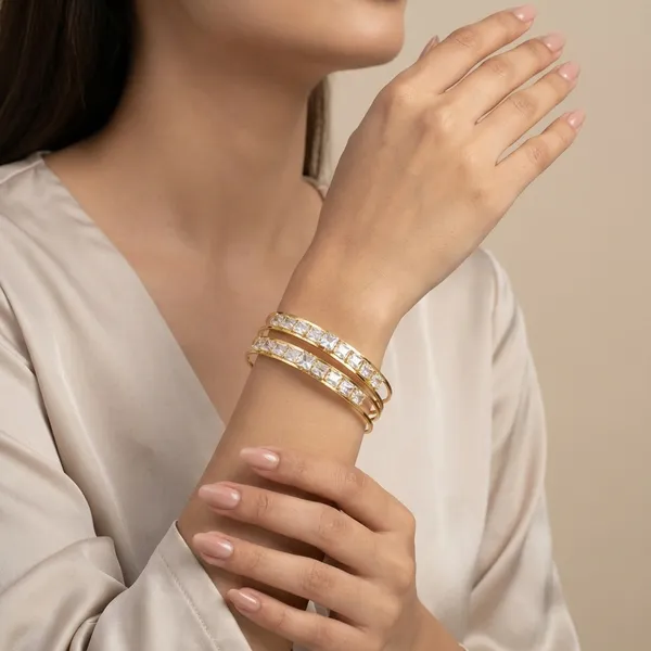 Mikudi_Diamond_Bangle_For_Women