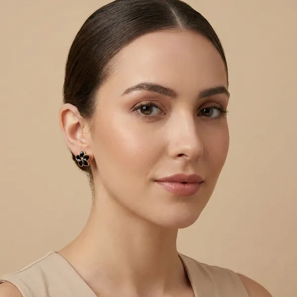 Modern_Stud_And_Hoop_Set_For_Women