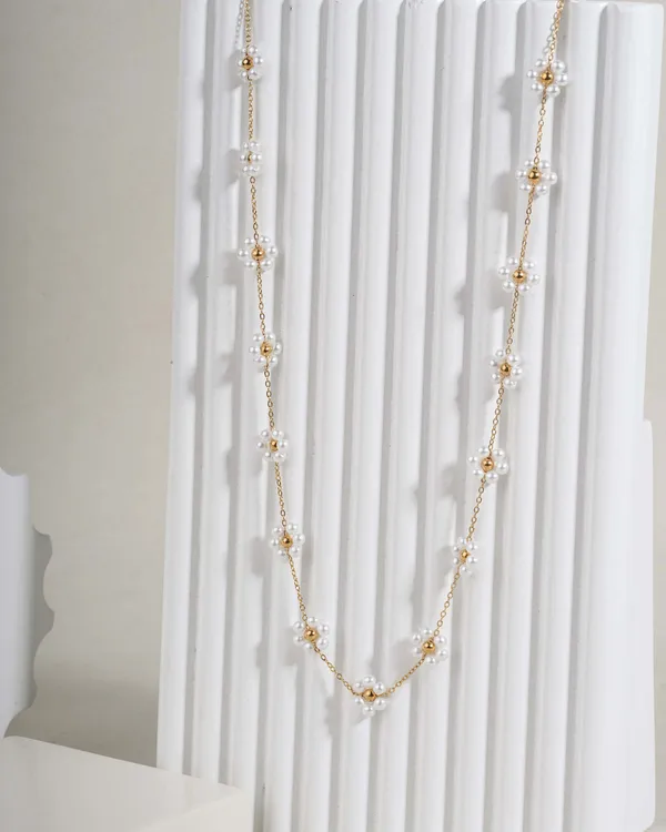 Gold_Premium_Necklace_For_Women