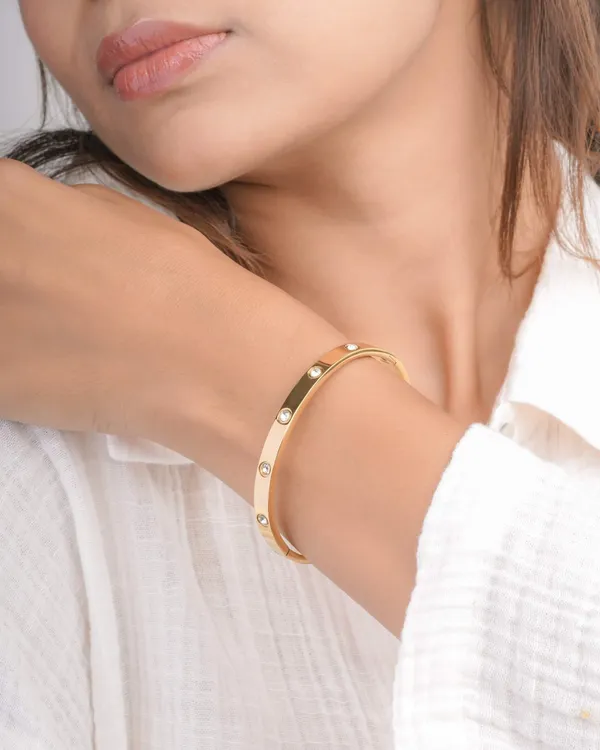 Yellow_Premium_Bracelet_For_Women