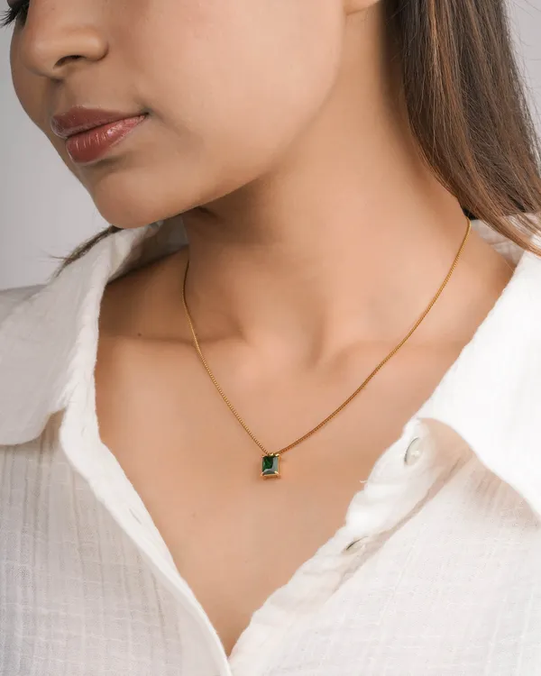 Gold_Premium_Necklace_For_Women