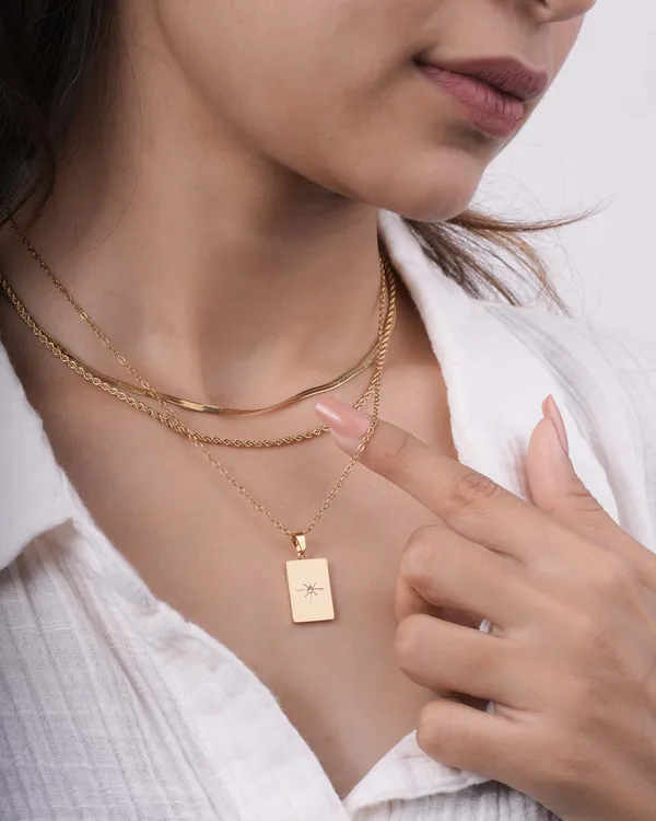 Gold_Premium_Necklace_For_Women