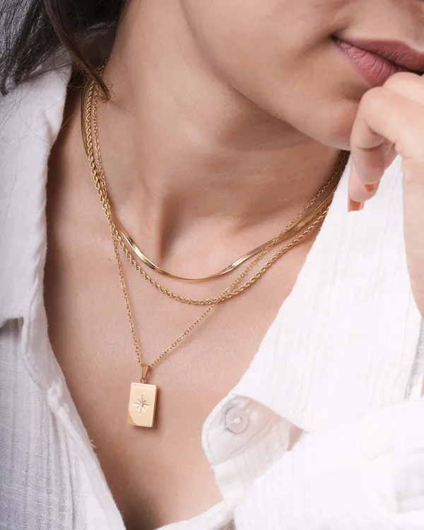 Gold_Premium_Necklace_For_Women
