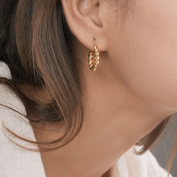 Gold_Premium_Earrings_For_Women