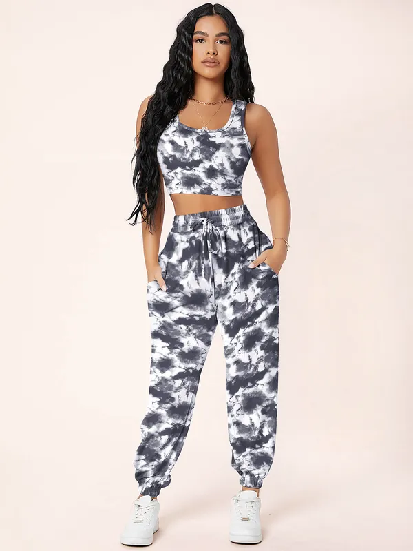 Grey_Aesthetic_Bodies_Tie_Dye_Twisted_Knot_Round_Neck_&_Sleeveless_Pattern_Jogger_Co-Ord_Set_For_Women