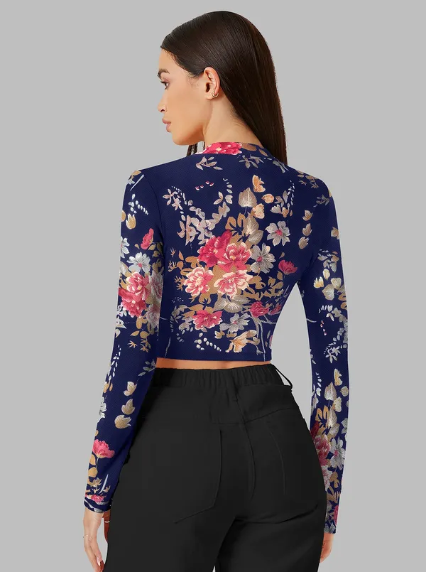 Blue_Stretch_Long_Sleeve_Top_With_Floral_Pattern_Fitted_Pullover_Soft_Breathable_Fabric_For_Trendy_Casual_Crop_Top_For_Women