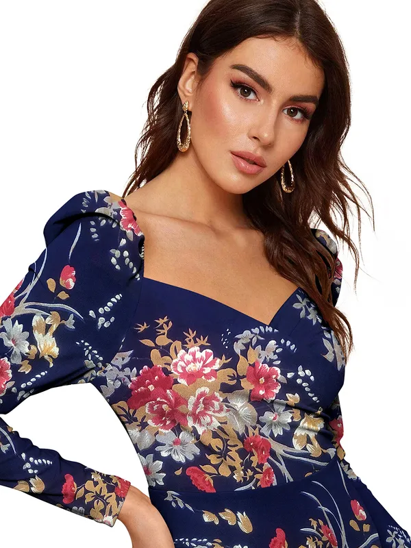 Blue_Floral_Printed_Sweetheart_Neck_Slim_Fit_Bodycon_Bodycon_Midi_Dress_For_Women