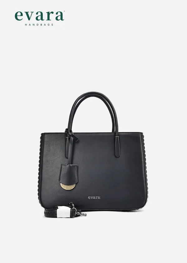 Black_Leather_Structured_Tote_Bag_with_Detachable_Strap