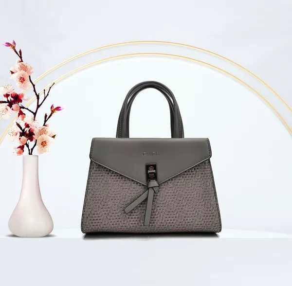 Grey_Textured_Leather_Structured_Handbag_for_Women