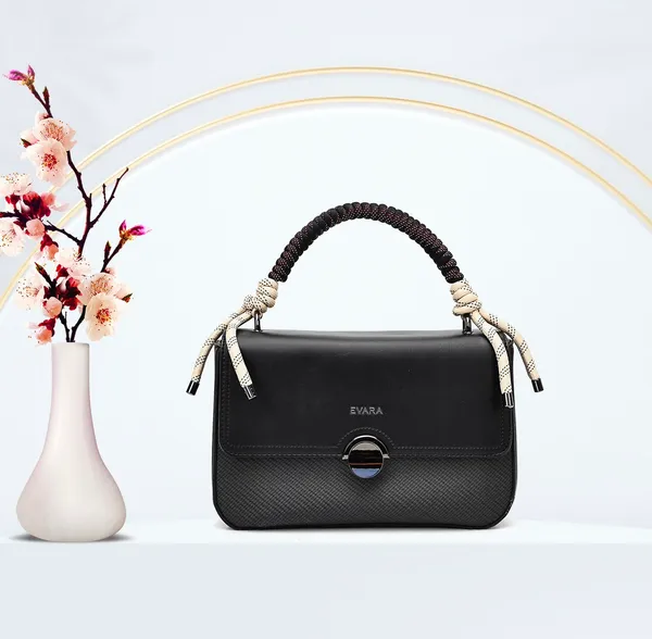 Evara_Black_Textured_Handbag_With_Braided_Handle