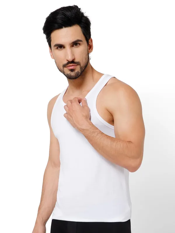 OXYZONE_Men's_Pima_Cotton_Vest_Super_Soft_Solid_Round_Neck_Sleeveless_Baniyan_Innerwear_for_Men,_Breathable,_Odour-Free,_Anti_Bacterial_Finish_Regular_Fit_Undershirt