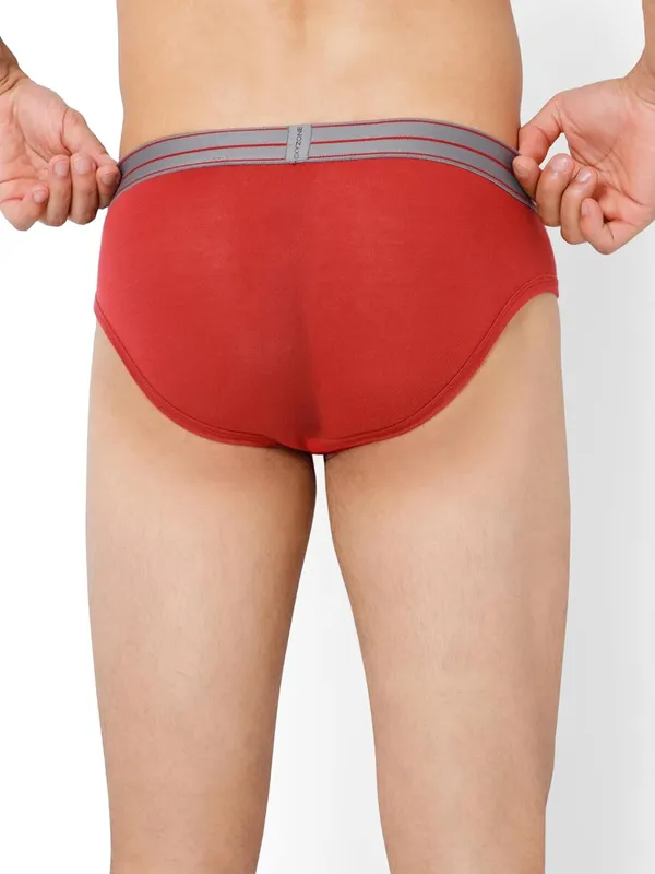 OXYZONE_Men's_Modal_Solid_Brief_with_Sweat-Absorbent_&_Anti-Odour_Fabric,_Lightweight,_Tag-Free,_Breathable_Innerwear_with_Outer_Soft_Waistband