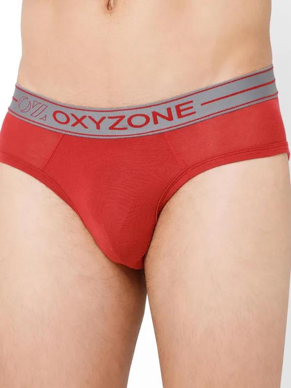 OXYZONE_Men's_Modal_Solid_Brief_with_Sweat-Absorbent_&_Anti-Odour_Fabric,_Lightweight,_Tag-Free,_Breathable_Innerwear_with_Outer_Soft_Waistband