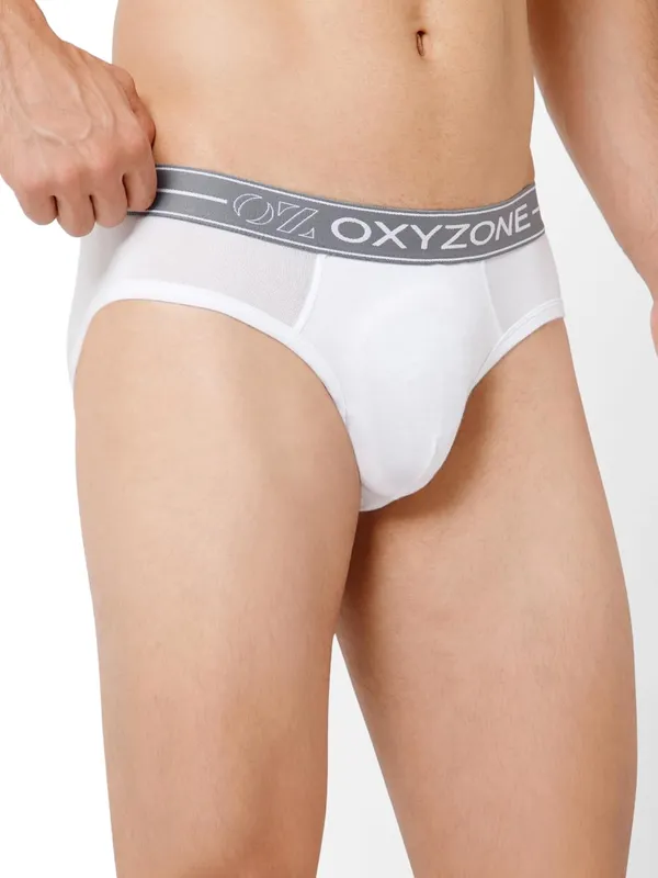 OXYZONE_Men's_Modal_Solid_Brief_with_Sweat-Absorbent_&_Anti-Odour_Fabric,_Lightweight,_Tag-Free,_Breathable_Innerwear_with_Outer_Soft_Waistband