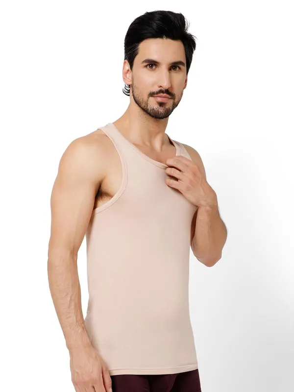 OXYZONE_Men's_Modal_Vest_Super_Soft_Solid_Round_Neck_Sleeveless_Baniyan_Innerwear_for_Men,_Breathable,_Odour-Free,_Anti_Bacterial_Finish_Regular_Fit_Undershirt