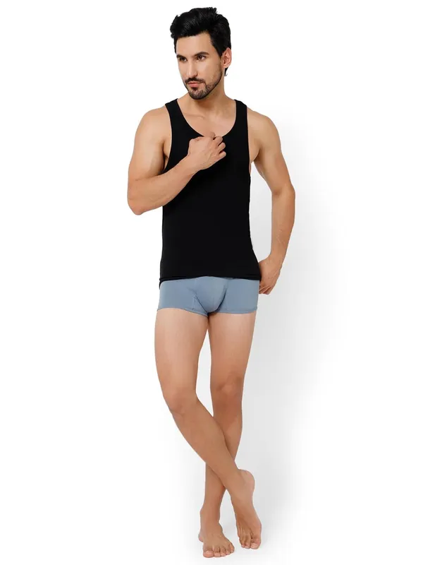OXYZONE_Men's_Modal_Vest_Super_Soft_Solid_Round_Neck_Sleeveless_Baniyan_Innerwear_for_Men,_Breathable,_Odour-Free,_Anti_Bacterial_Finish_Regular_Fit_Undershirt
