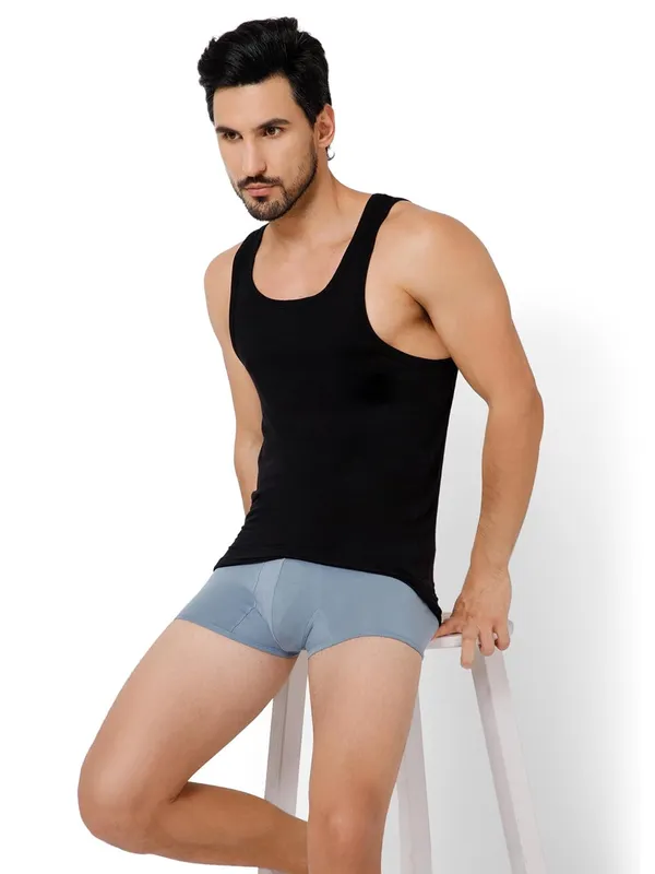OXYZONE_Men's_Modal_Vest_Super_Soft_Solid_Round_Neck_Sleeveless_Baniyan_Innerwear_for_Men,_Breathable,_Odour-Free,_Anti_Bacterial_Finish_Regular_Fit_Undershirt