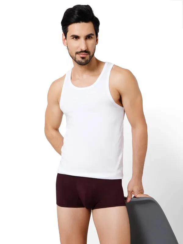 OXYZONE_Men's_Modal_Vest_Super_Soft_Solid_Round_Neck_Sleeveless_Baniyan_Innerwear_for_Men,_Breathable,_Odour-Free,_Anti_Bacterial_Finish_Regular_Fit_Undershirt