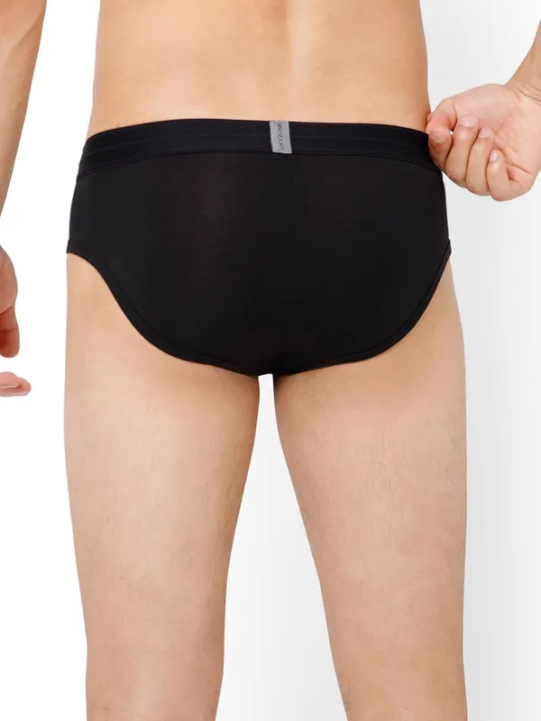 OXYZONE_Men's_Supima_Cotton_Solid_Brief_with_Anti-Odour_&_Sweat-Absorbent_Fabric,_Lightweight,_Tag-Free,_Breathable_Innerwear_with_Outer_Soft_Waistband_-_Pack_of_2