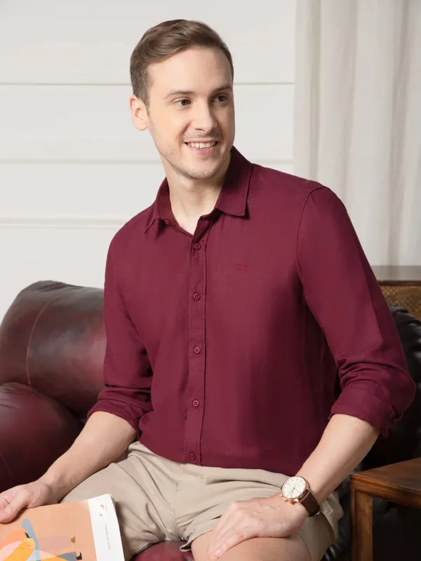 OXYZONE_Premium_Solid_Full_Sleeve_Men's_Tencel_Cotton_Wine_Shirt,_Regular_Fit,_Spread_Collar_Non-Faded_Soft_&_Breathable_Fabric,_2-Way_Stretchable_Casual_&_Formal_Shirt_for_Men