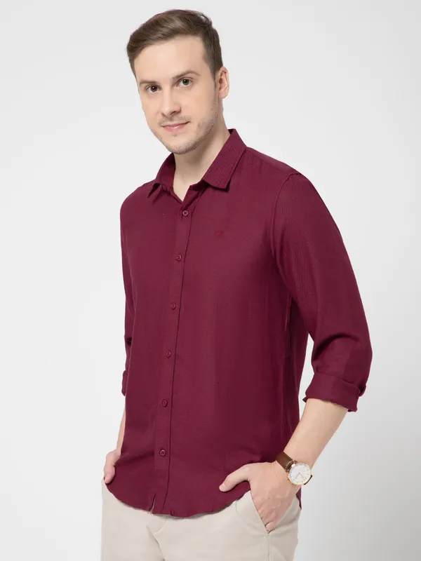 OXYZONE_Premium_Solid_Full_Sleeve_Men's_Tencel_Cotton_Wine_Shirt,_Regular_Fit,_Spread_Collar_Non-Faded_Soft_&_Breathable_Fabric,_2-Way_Stretchable_Casual_&_Formal_Shirt_for_Men