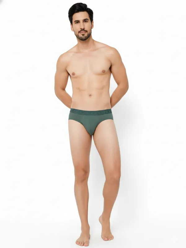 OXYZONE_Men's_Supima_Cotton_Solid_Brief_with_Anti-Odour_&_Sweat-Absorbent_Fabric,_Lightweight,_Tag-Free,_Breathable_Innerwear_with_Outer_Soft_Waistband