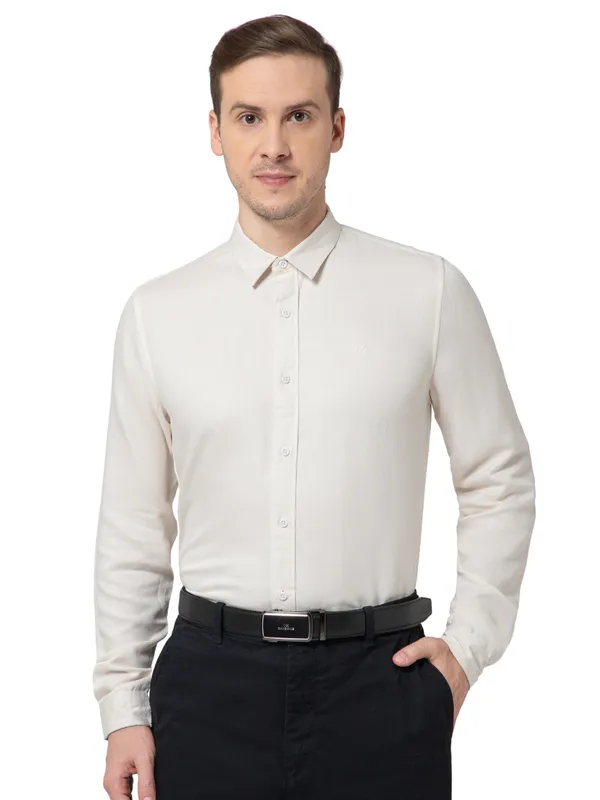 OXYZONE_Premium_Solid_Full_Sleeve_Men's_Tencel_Cotton_Acru_Shirt,_Regular_Fit,_Spread_Collar_Non-Faded_Soft_&_Breathable_Fabric,_2-Way_Stretchable_Casual_&_Formal_Shirt_for_Men