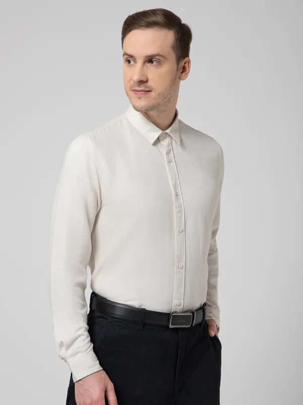 OXYZONE_Premium_Solid_Full_Sleeve_Men's_Tencel_Cotton_Acru_Shirt,_Regular_Fit,_Spread_Collar_Non-Faded_Soft_&_Breathable_Fabric,_2-Way_Stretchable_Casual_&_Formal_Shirt_for_Men