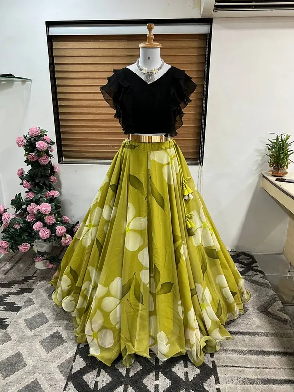 Green_White_Stunning__Floral_Print_Lehenga_Choli_Set_For_Girls