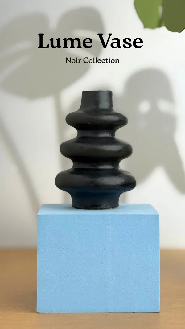 Lume_Concrete_Decorative_Bud_Vase_|_Black_|_6W_X_10H_Cm