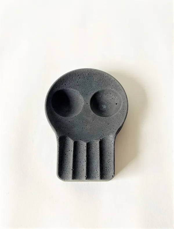 Punisher_Concrete_Ashtray_|_Black_|_12L_X_9W_X_1.5H_Cm