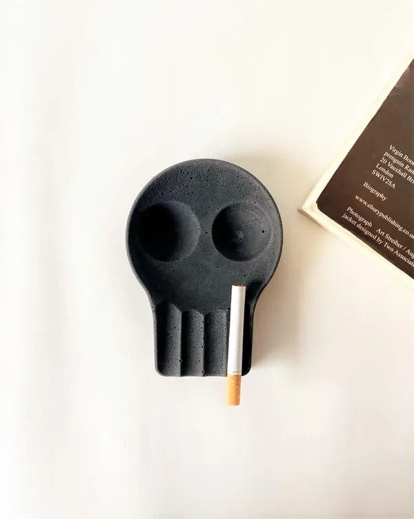 Punisher_Concrete_Ashtray_|_Black_|_12L_X_9W_X_1.5H_Cm