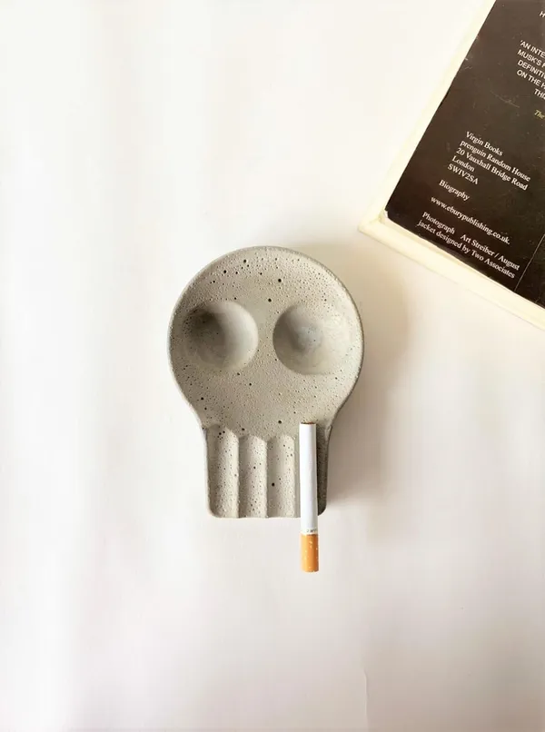 Punisher_Concrete_Ashtray_|_Grey_|_12L_X_9W_X_1.5H_Cm